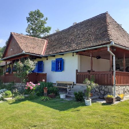 Siklod. Csaba Vendeghaz Hotel Buitenkant foto
